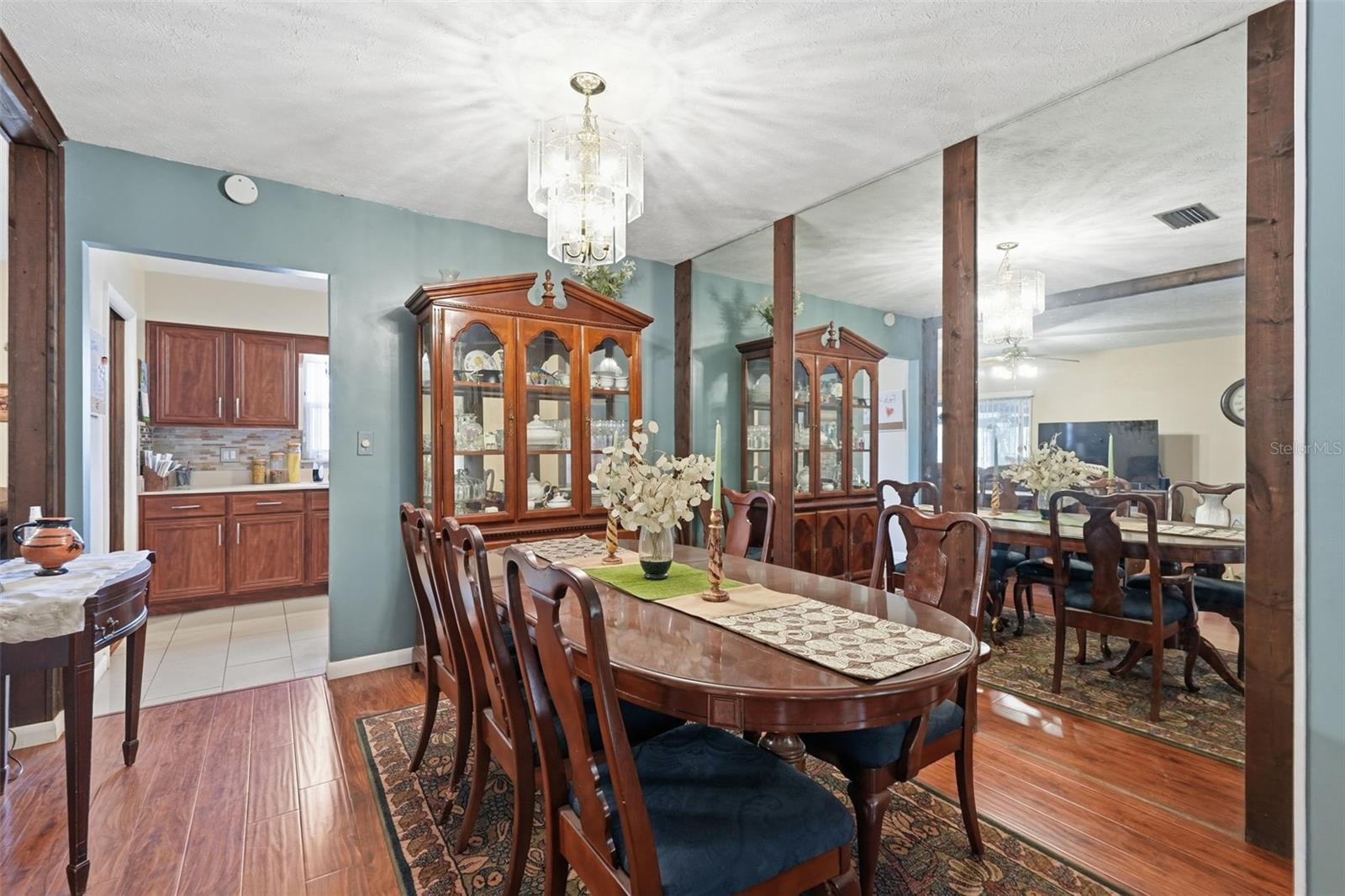 Image 19 of 51 For 14403 Brentwood Drive