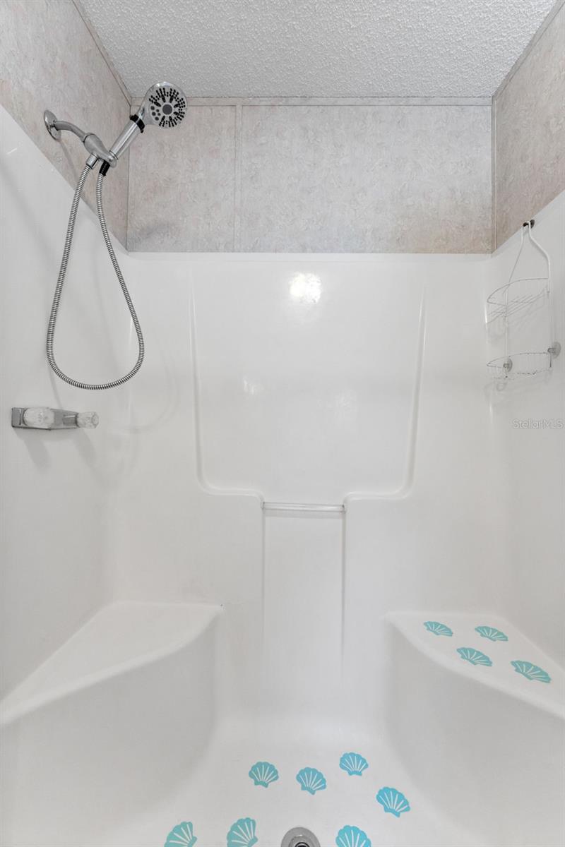 Image 21 of 54 For 9633 Jim Street