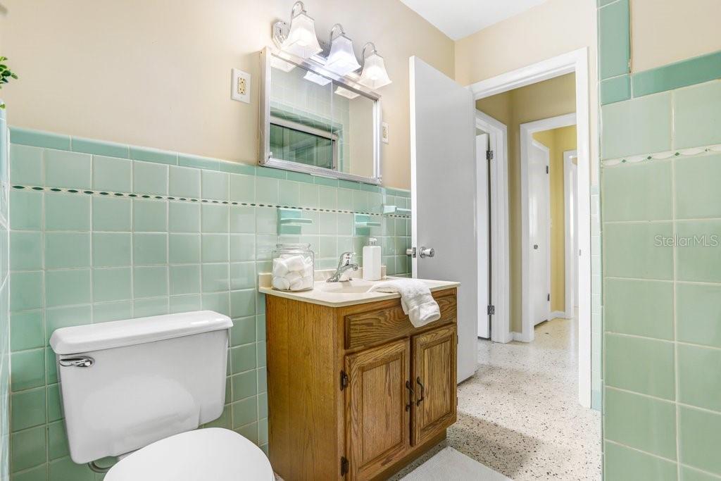 Image 21 of 39 For 1600 Pinewood Drive