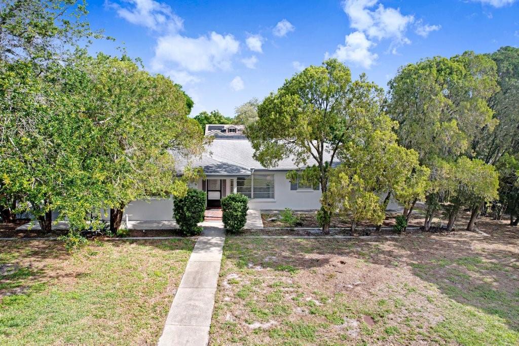 Image 31 of 39 For 1600 Pinewood Drive