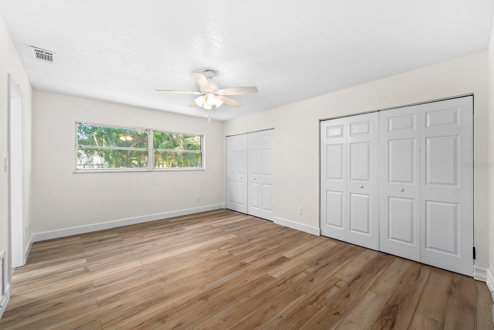 Image 16 of 35 For 4540 Bayshore Boulevard Ne