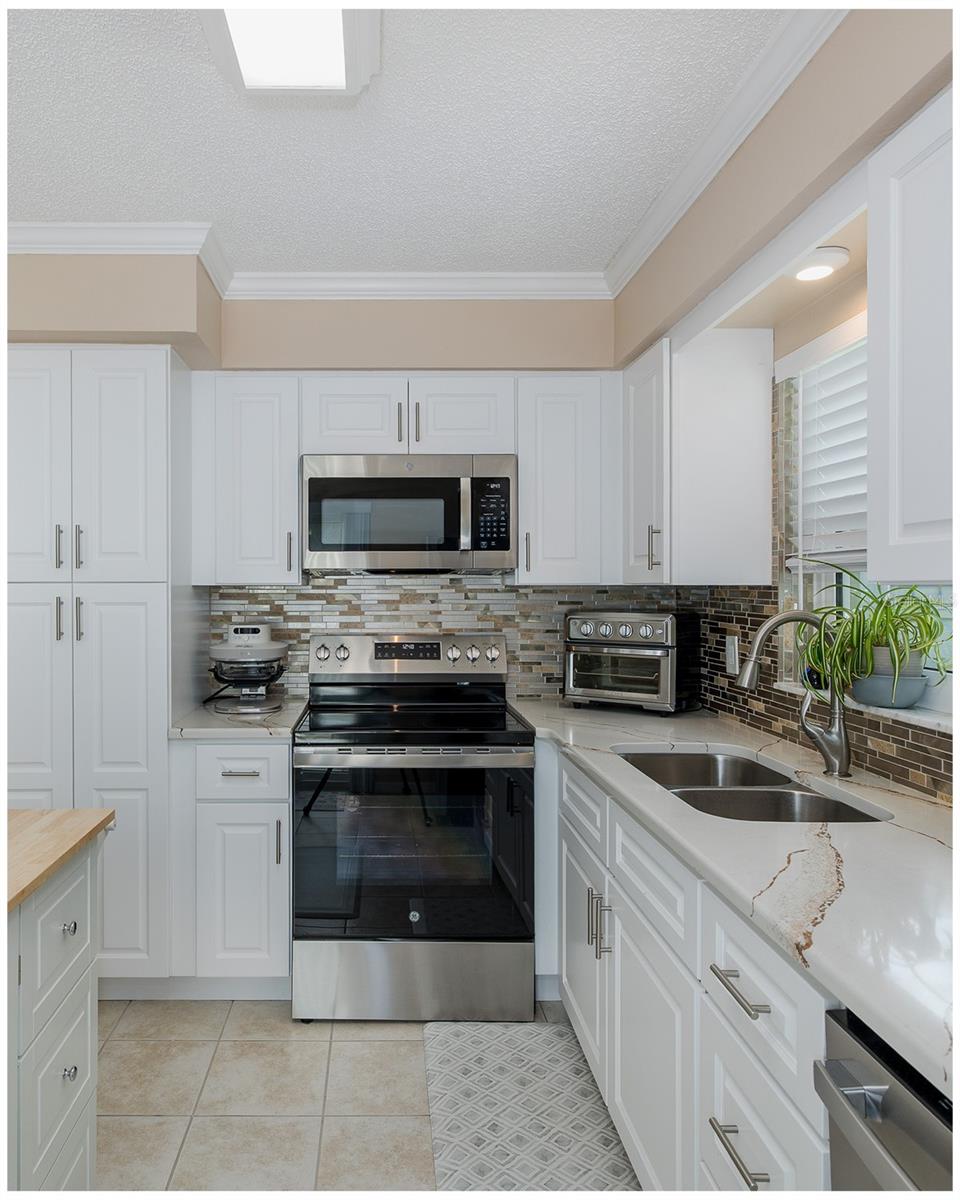 Image 14 of 27 For 6221 Wilds Drive