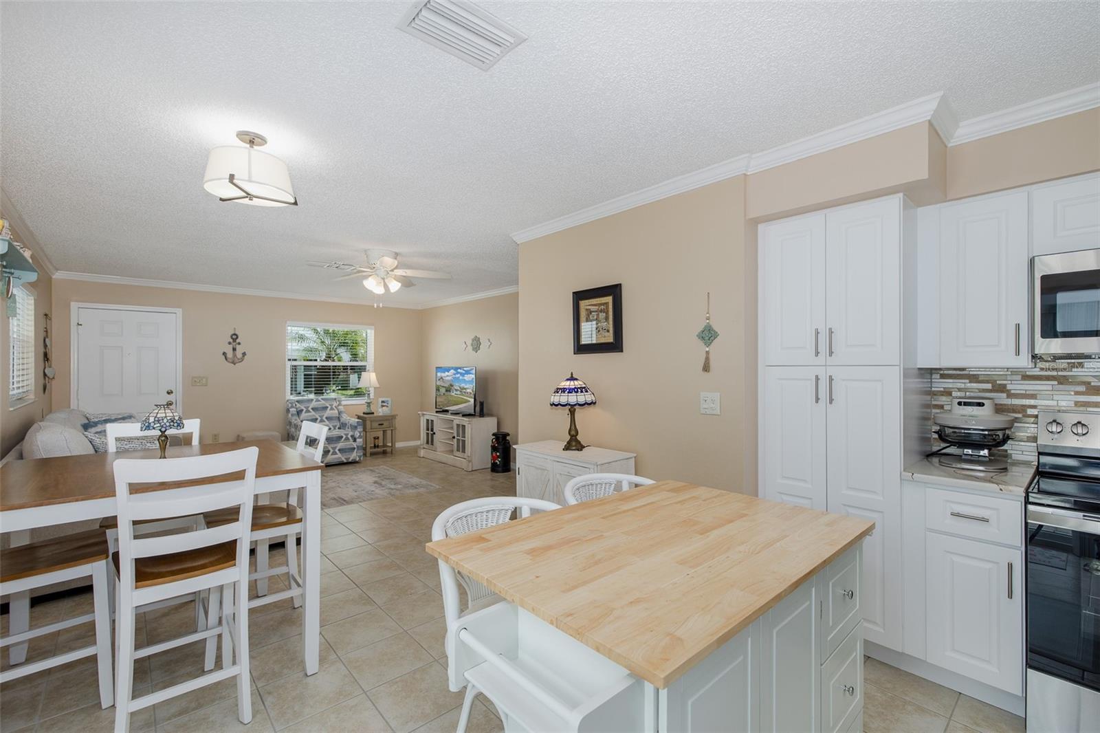 Image 16 of 27 For 6221 Wilds Drive