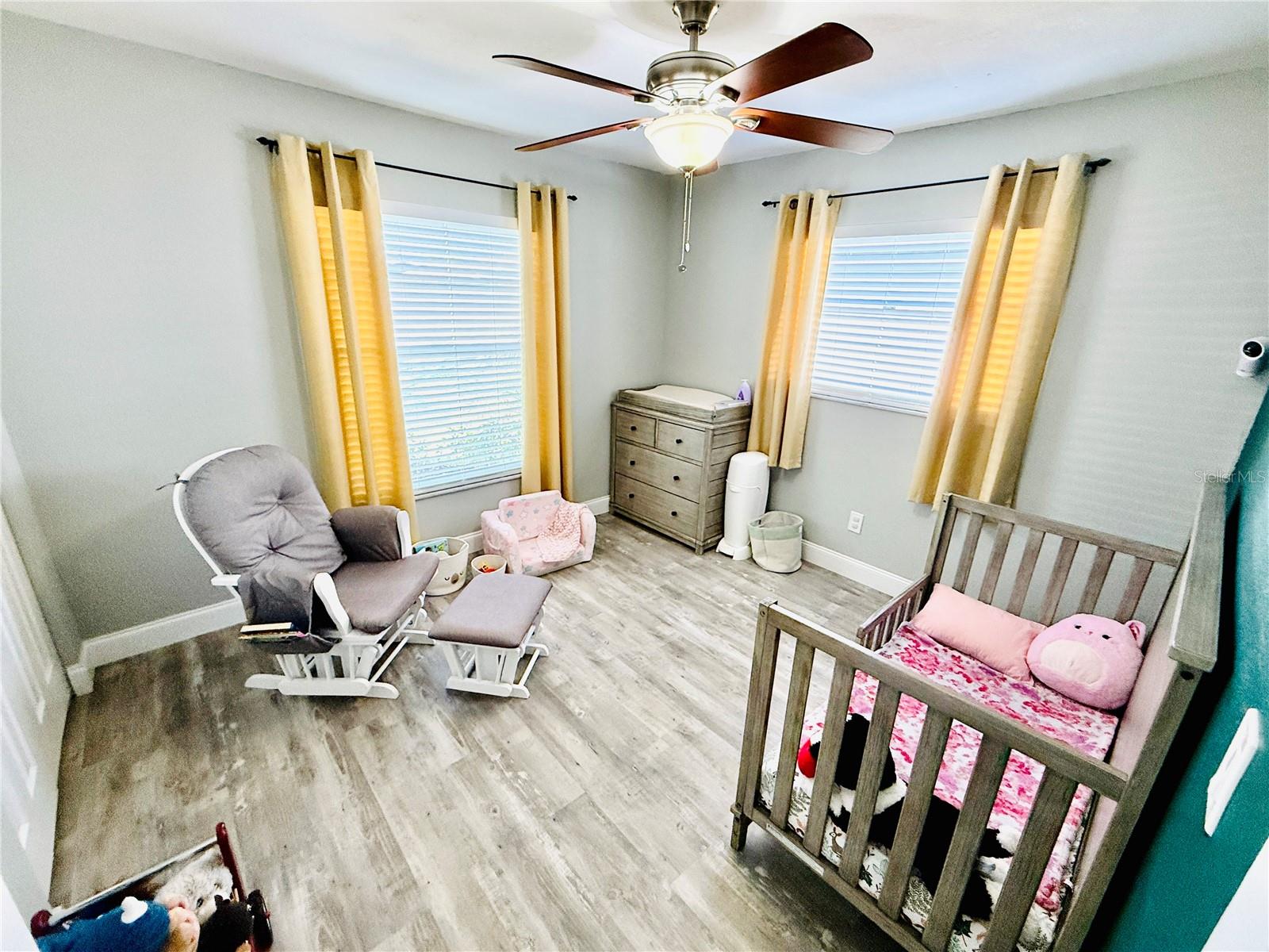 Image 20 of 33 For 14337 Diplomat Drive