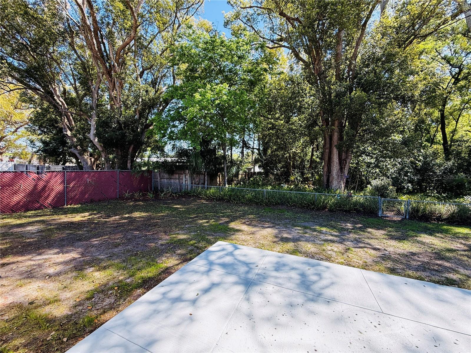 Image 25 of 33 For 14337 Diplomat Drive