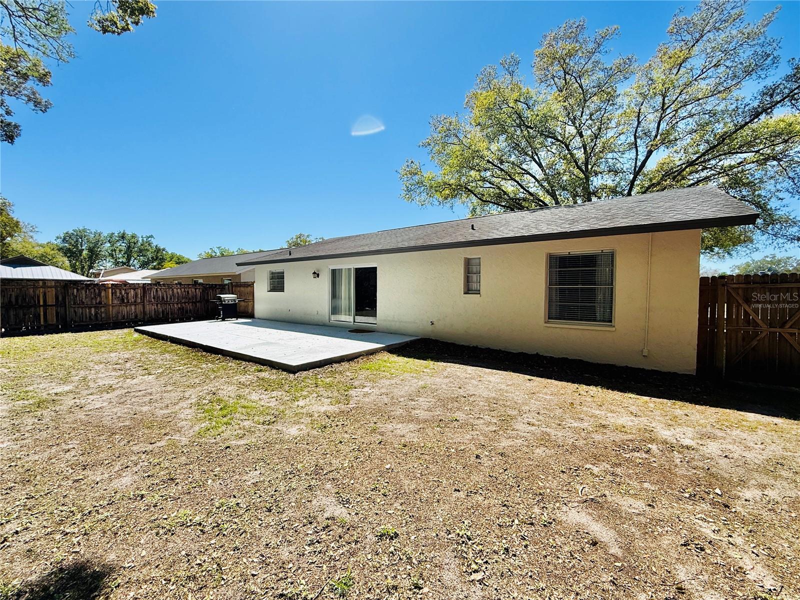 Image 27 of 33 For 14337 Diplomat Drive