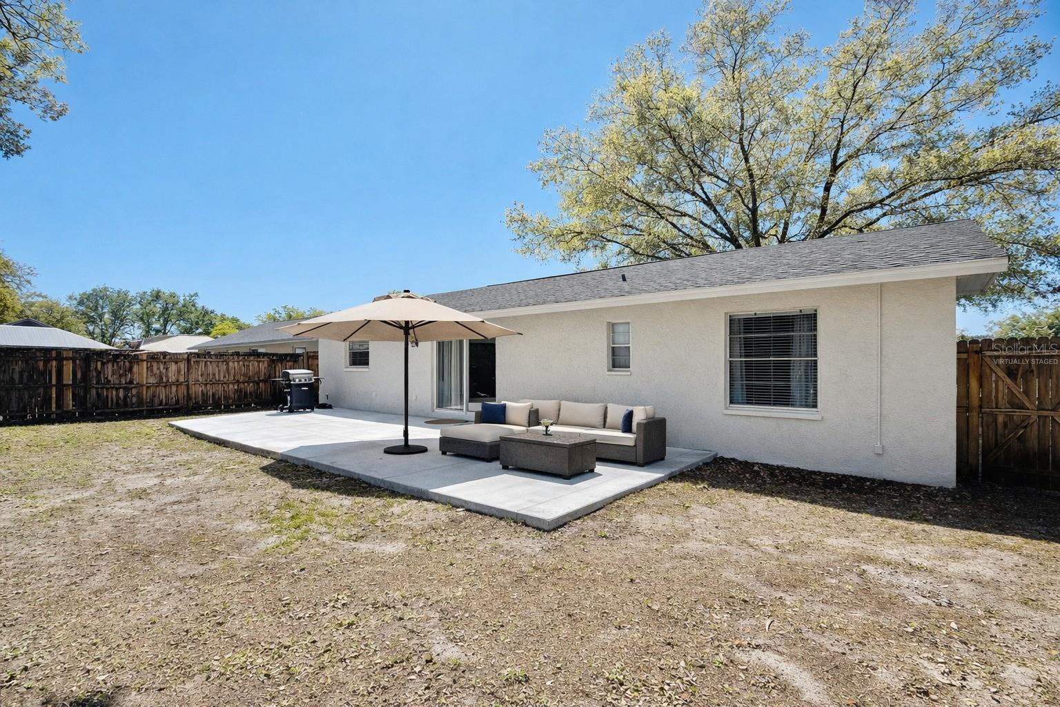 Image 28 of 33 For 14337 Diplomat Drive