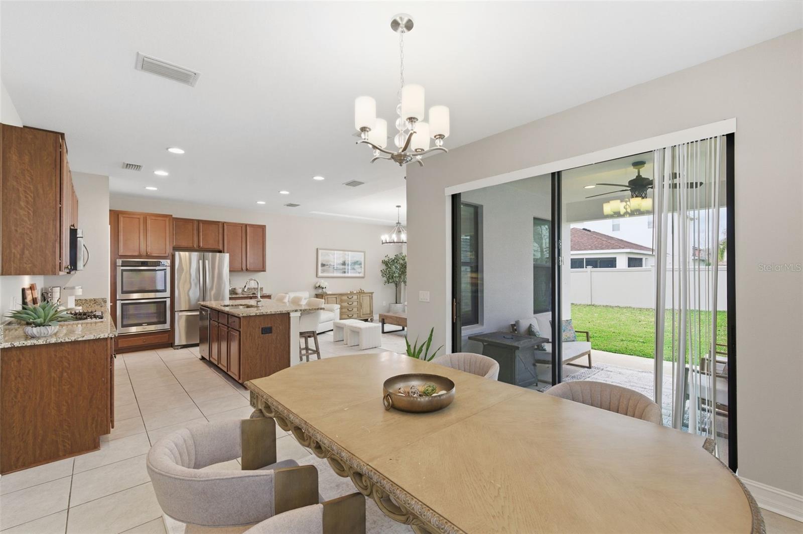 Listing photo id 18 for 29211 Perilli Place