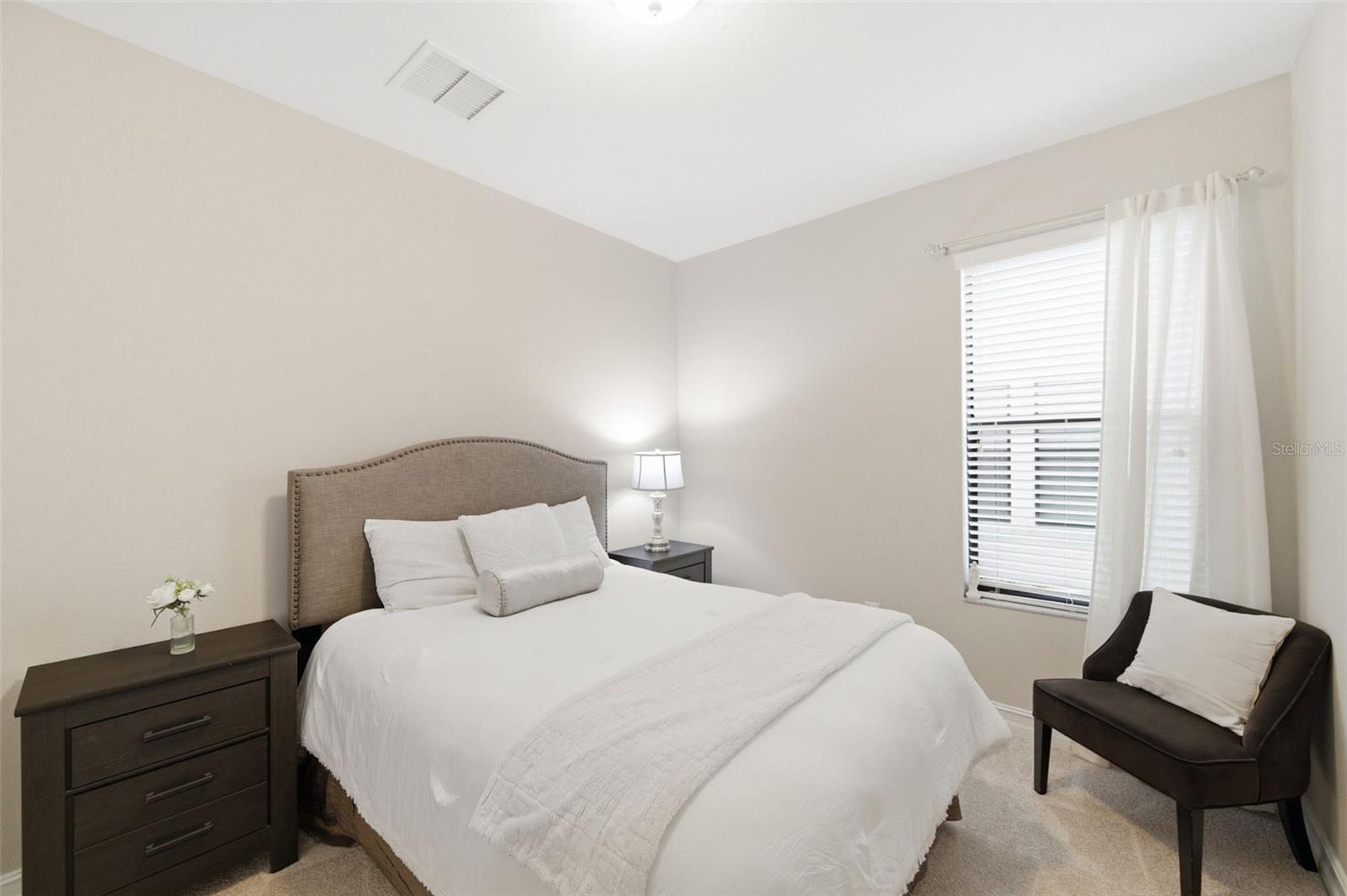 Listing photo id 19 for 29211 Perilli Place