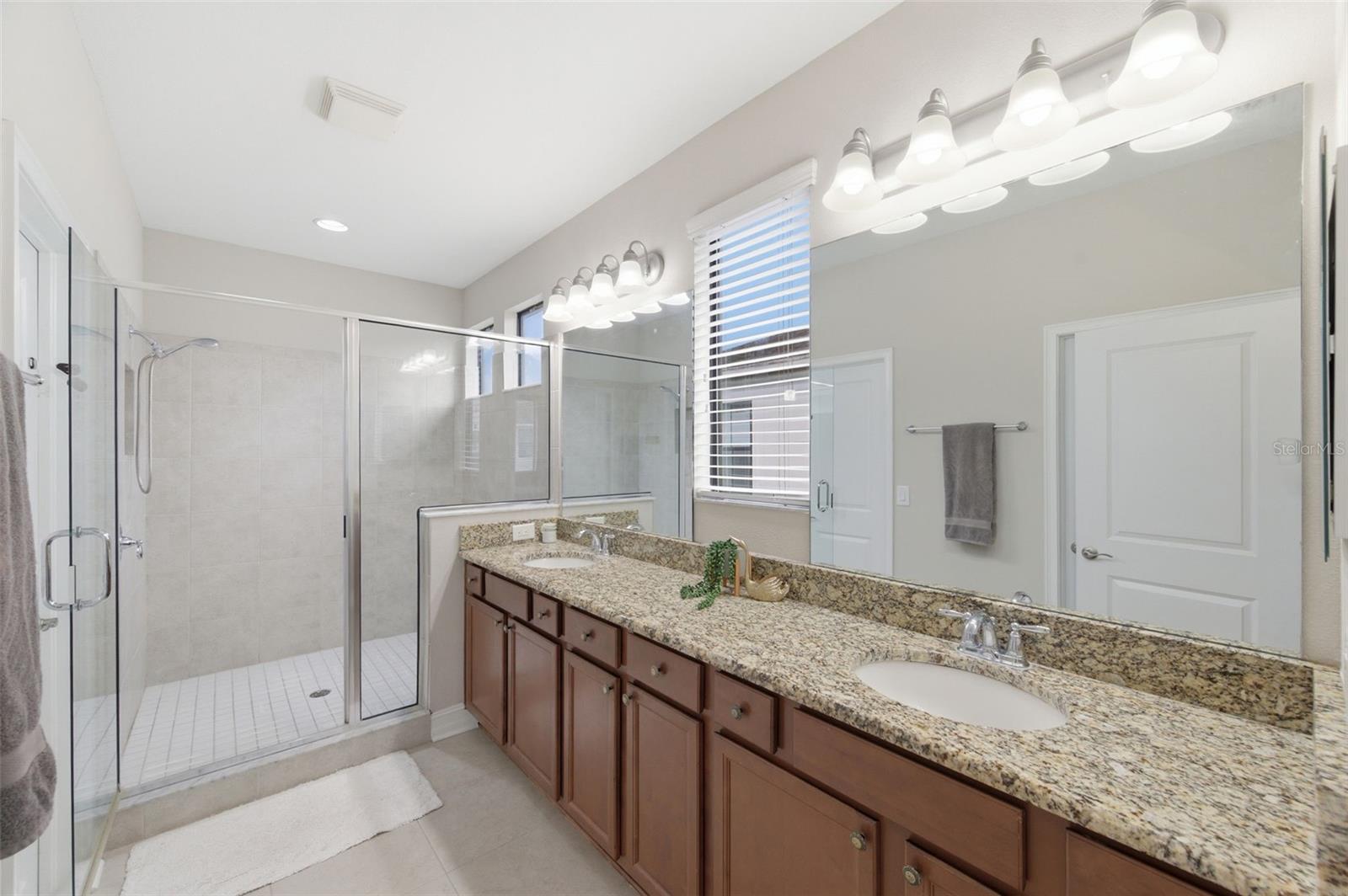 Listing photo id 26 for 29211 Perilli Place
