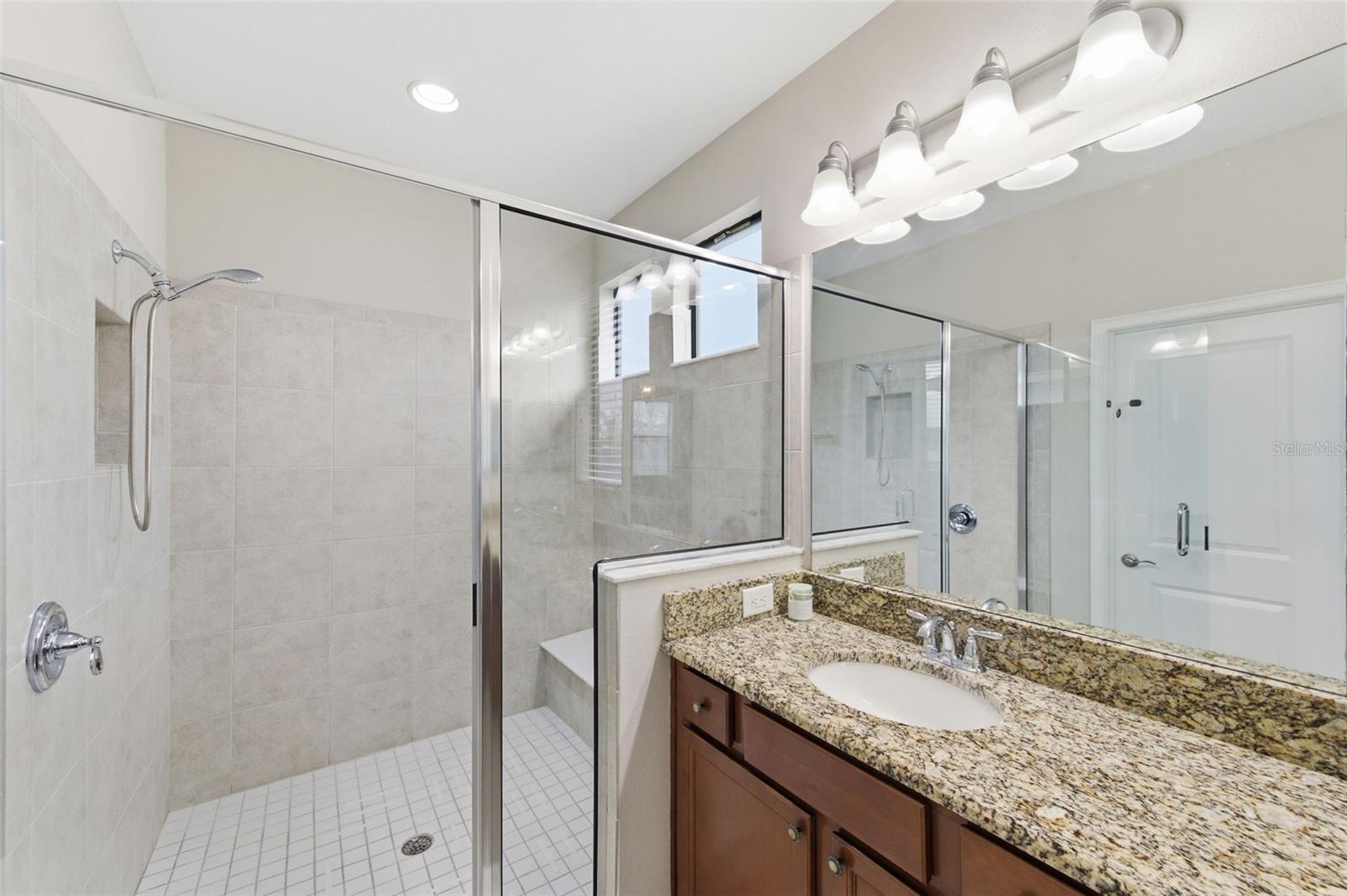 Listing photo id 27 for 29211 Perilli Place
