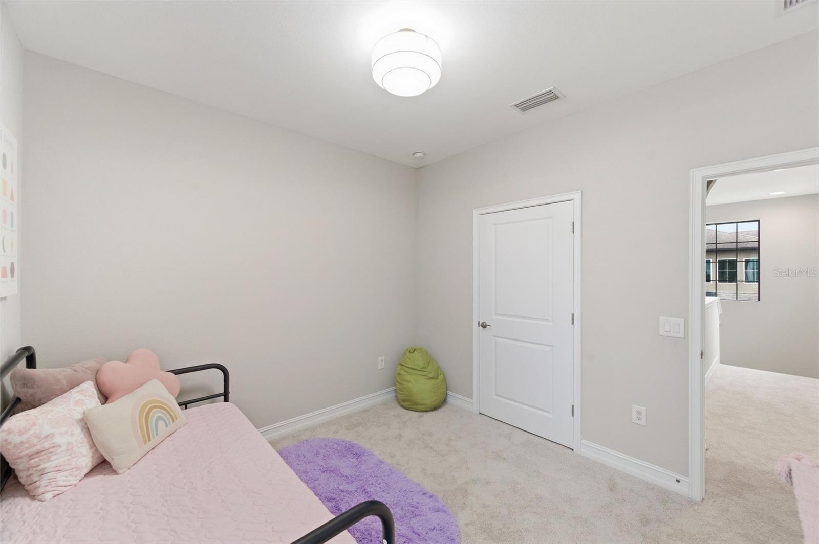 Listing photo id 29 for 29211 Perilli Place