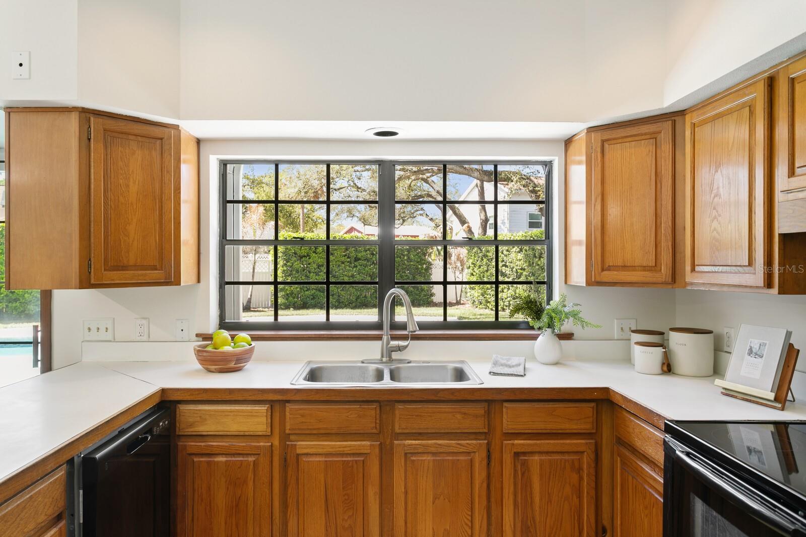 Image 29 of 79 For 6404 Josephine Arbor Place