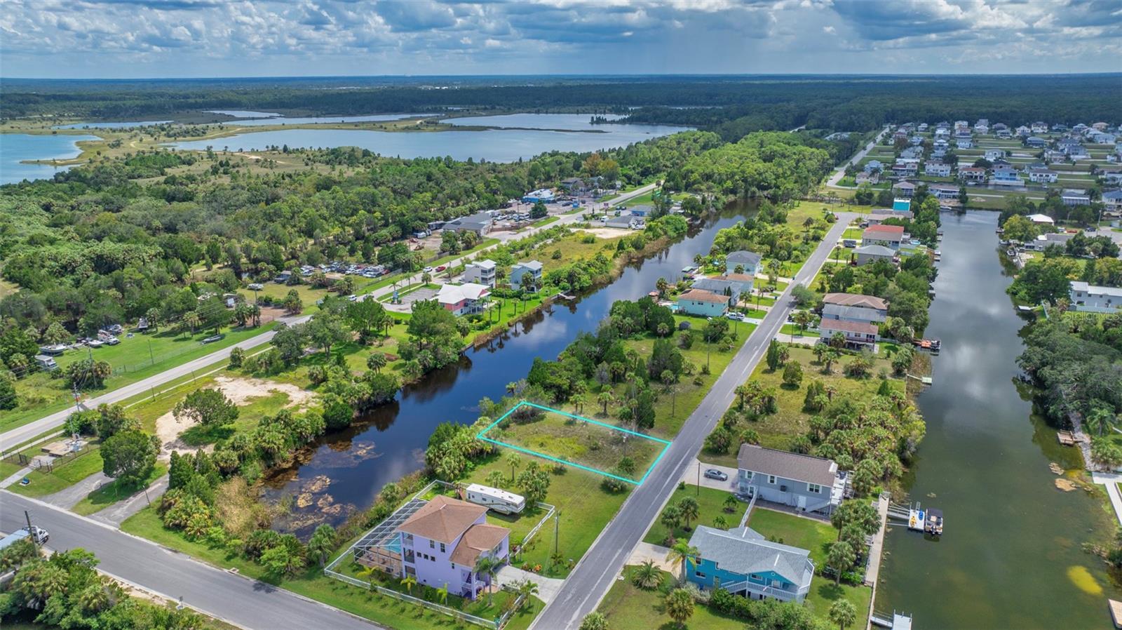 Image 6 of 9 For 3304 Rose Arbor Drive