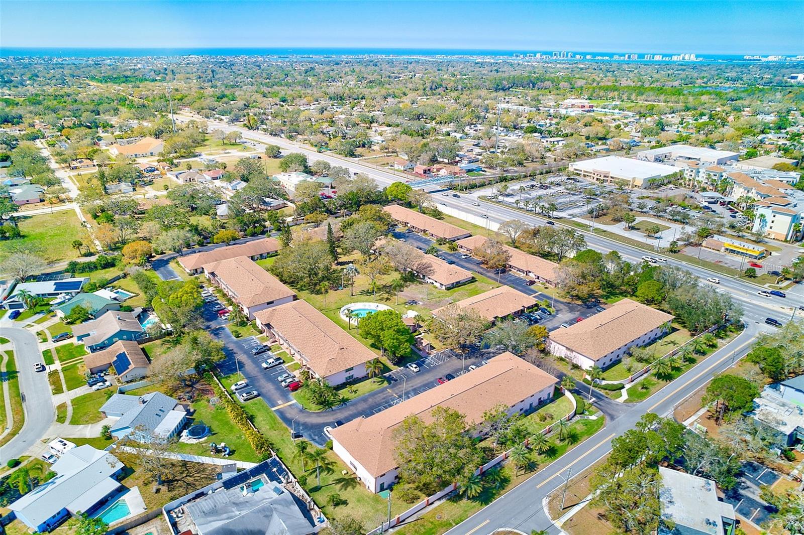 Listing photo id 20 for 13250 Ridge Road 10-4