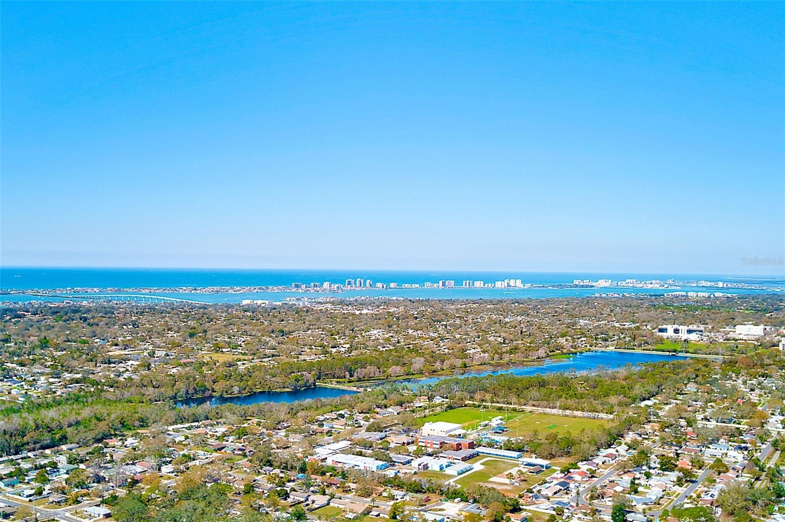 Listing photo id 22 for 13250 Ridge Road 10-4