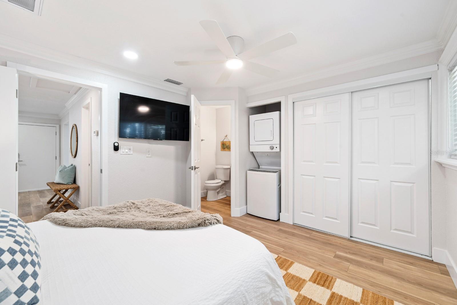 Image 13 of 22 For 19823 Gulf Boulevard 44