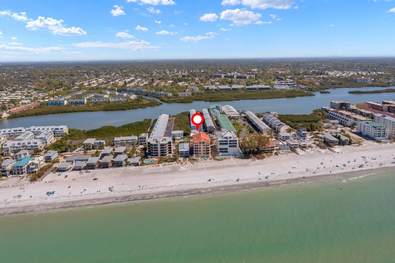 Image 19 of 22 For 19823 Gulf Boulevard 44