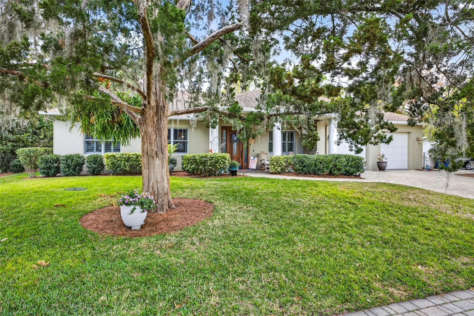 Image 16 of 76 For 12010 Hardaman Place