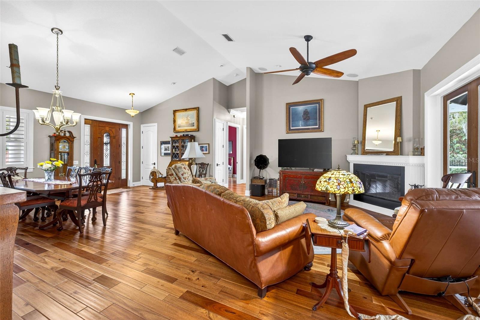 Image 25 of 76 For 12010 Hardaman Place