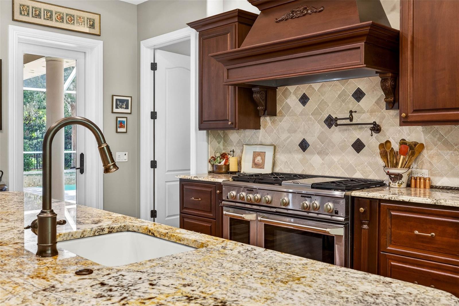 Image 33 of 76 For 12010 Hardaman Place