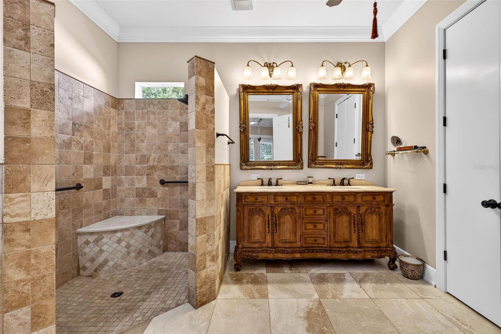 Image 39 of 76 For 12010 Hardaman Place