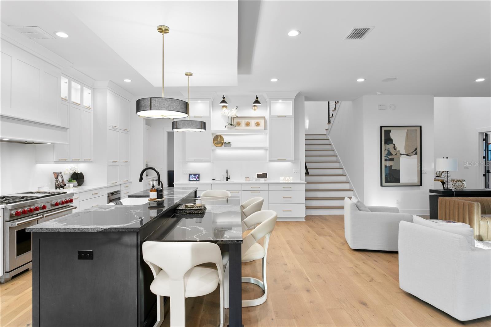 Image 19 of 98 For 3007 West Shore Boulevard