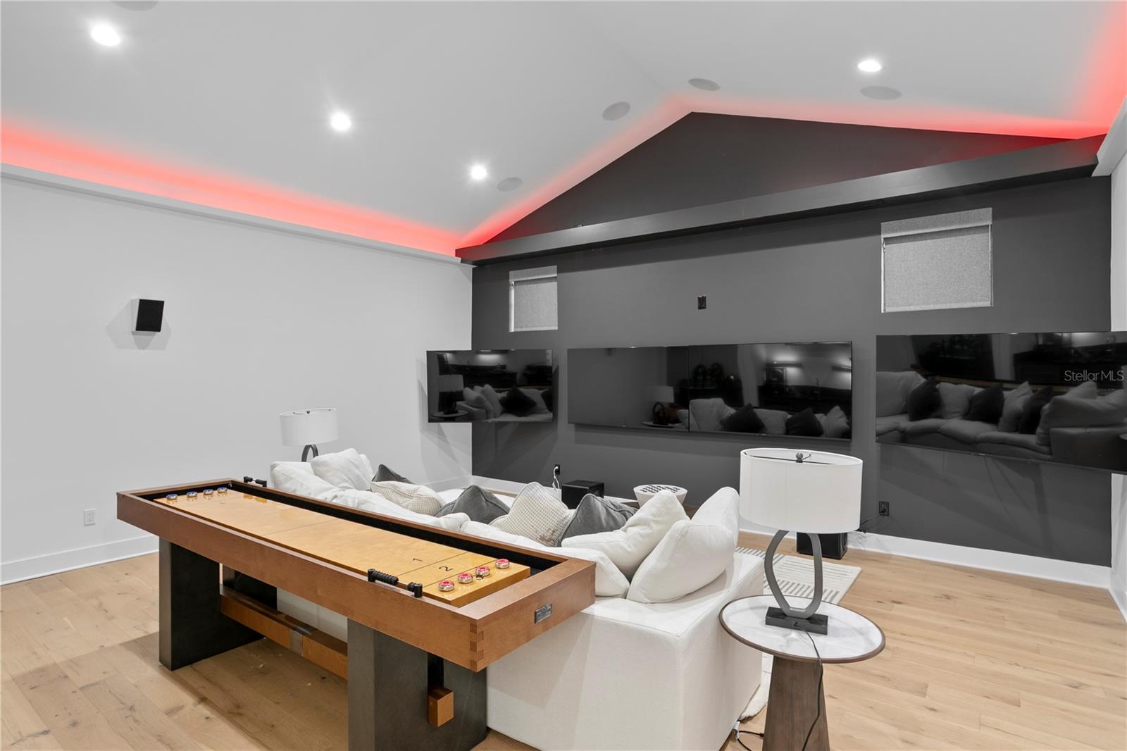 Image 34 of 98 For 3007 West Shore Boulevard