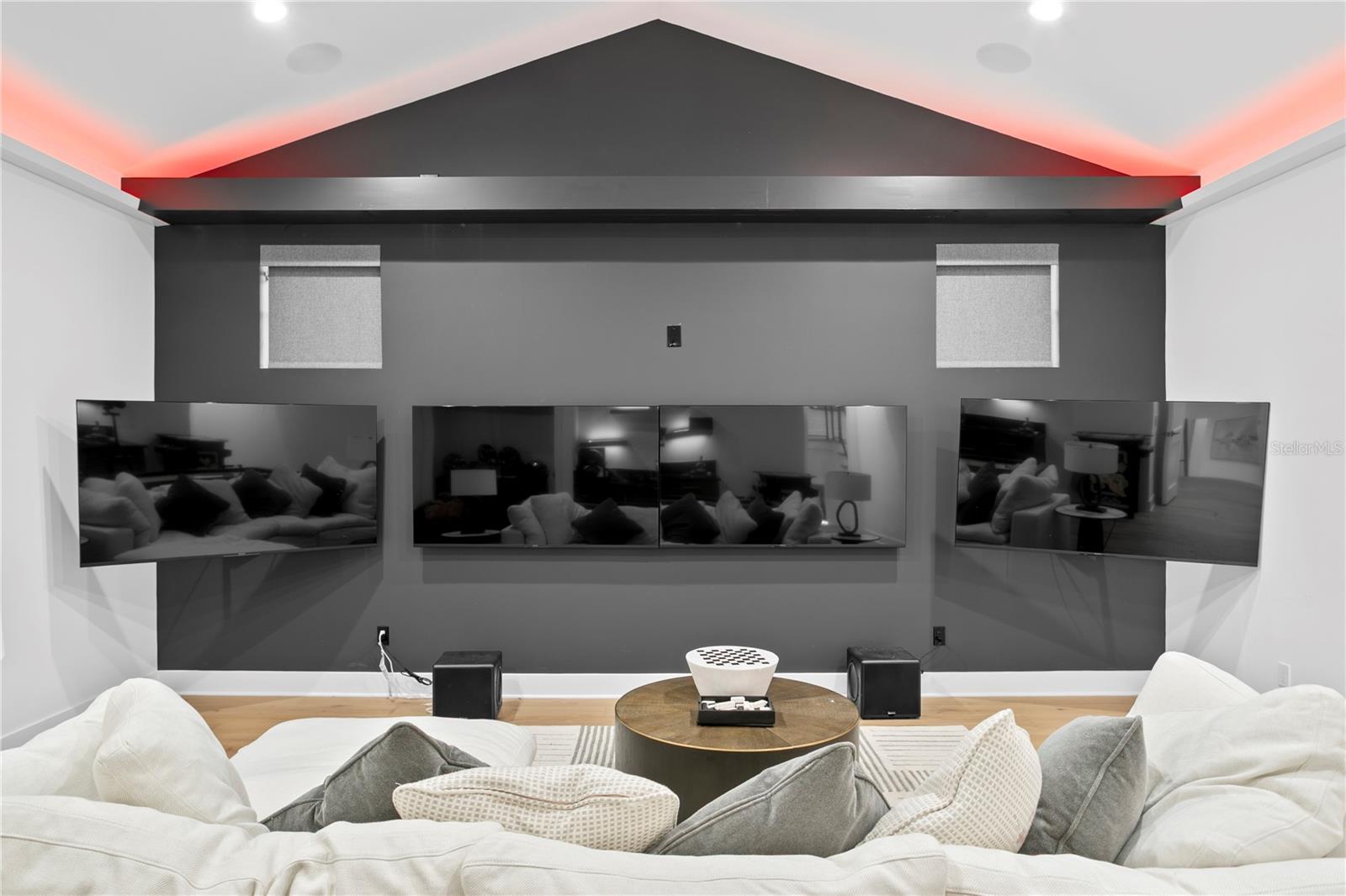 Image 35 of 98 For 3007 West Shore Boulevard