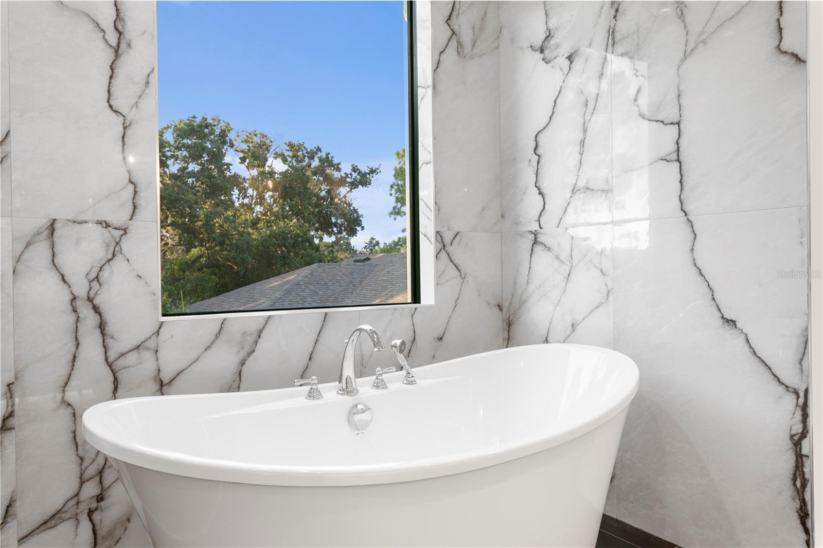 Image 47 of 98 For 3007 West Shore Boulevard