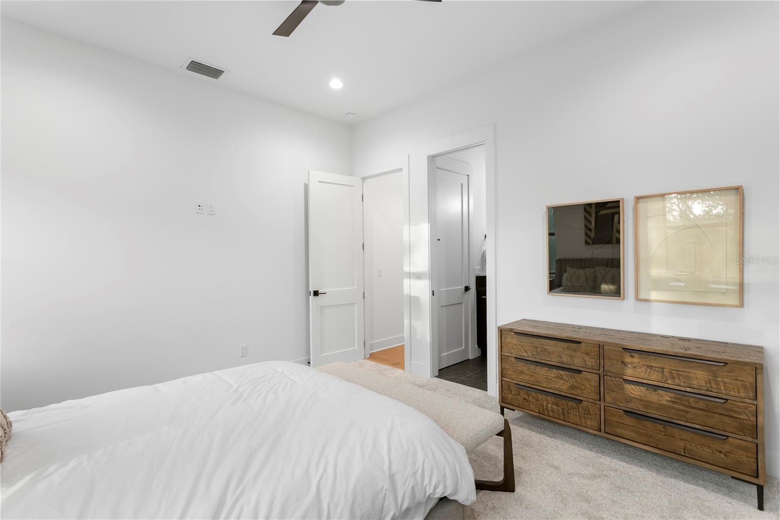 Image 52 of 98 For 3007 West Shore Boulevard