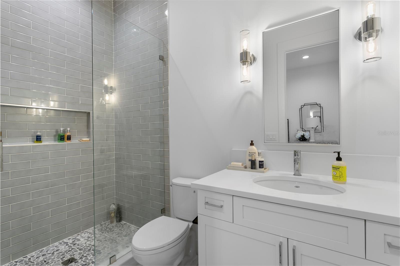 Image 55 of 98 For 3007 West Shore Boulevard