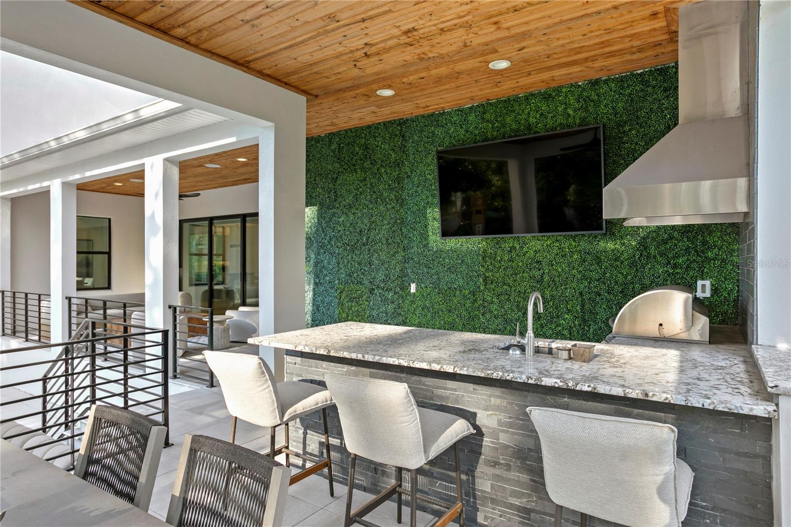 Image 62 of 98 For 3007 West Shore Boulevard