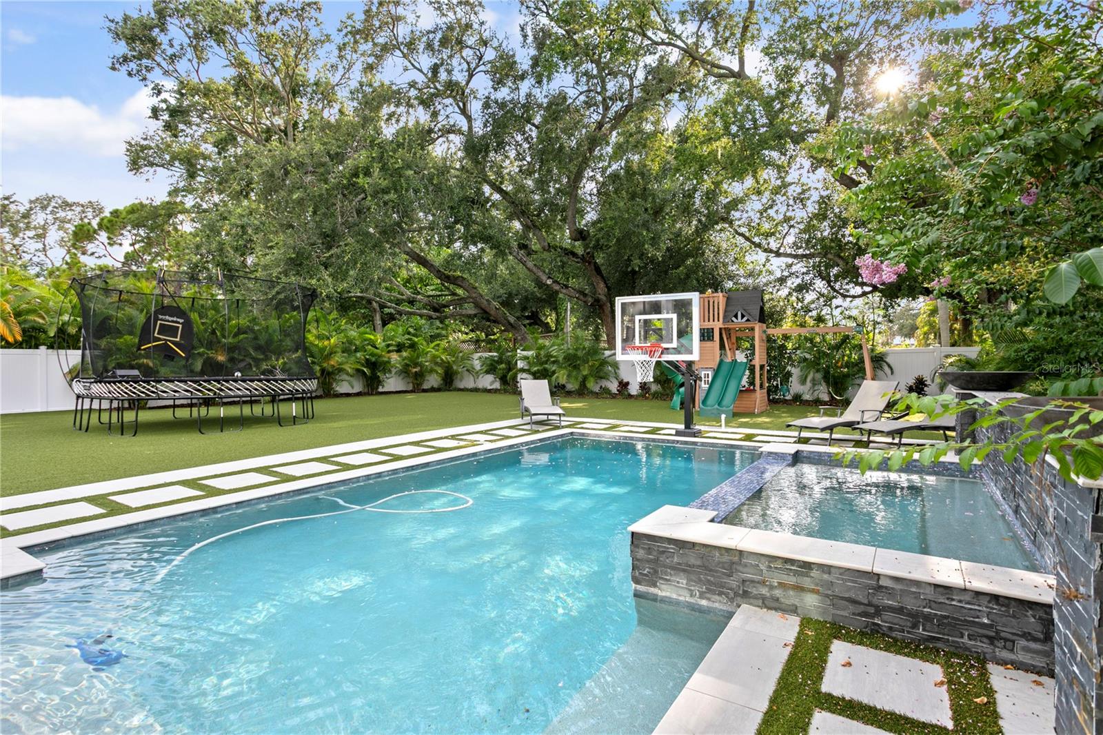 Image 68 of 98 For 3007 West Shore Boulevard