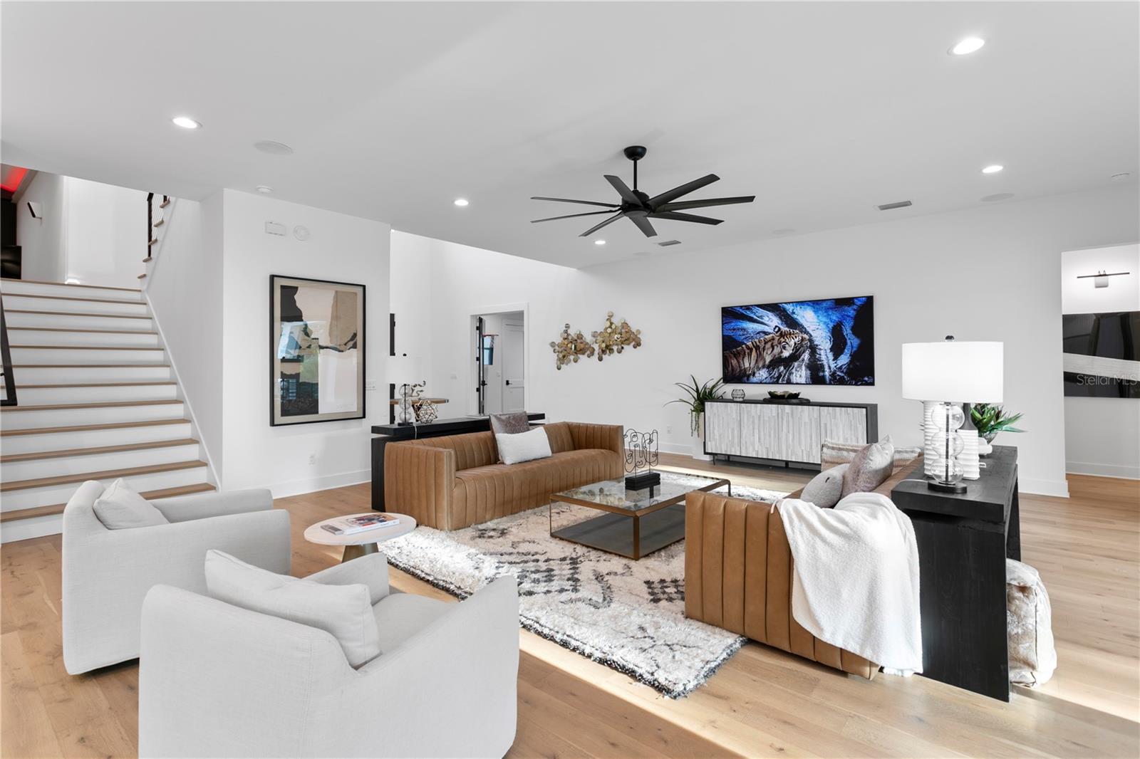 Image 9 of 98 For 3007 West Shore Boulevard