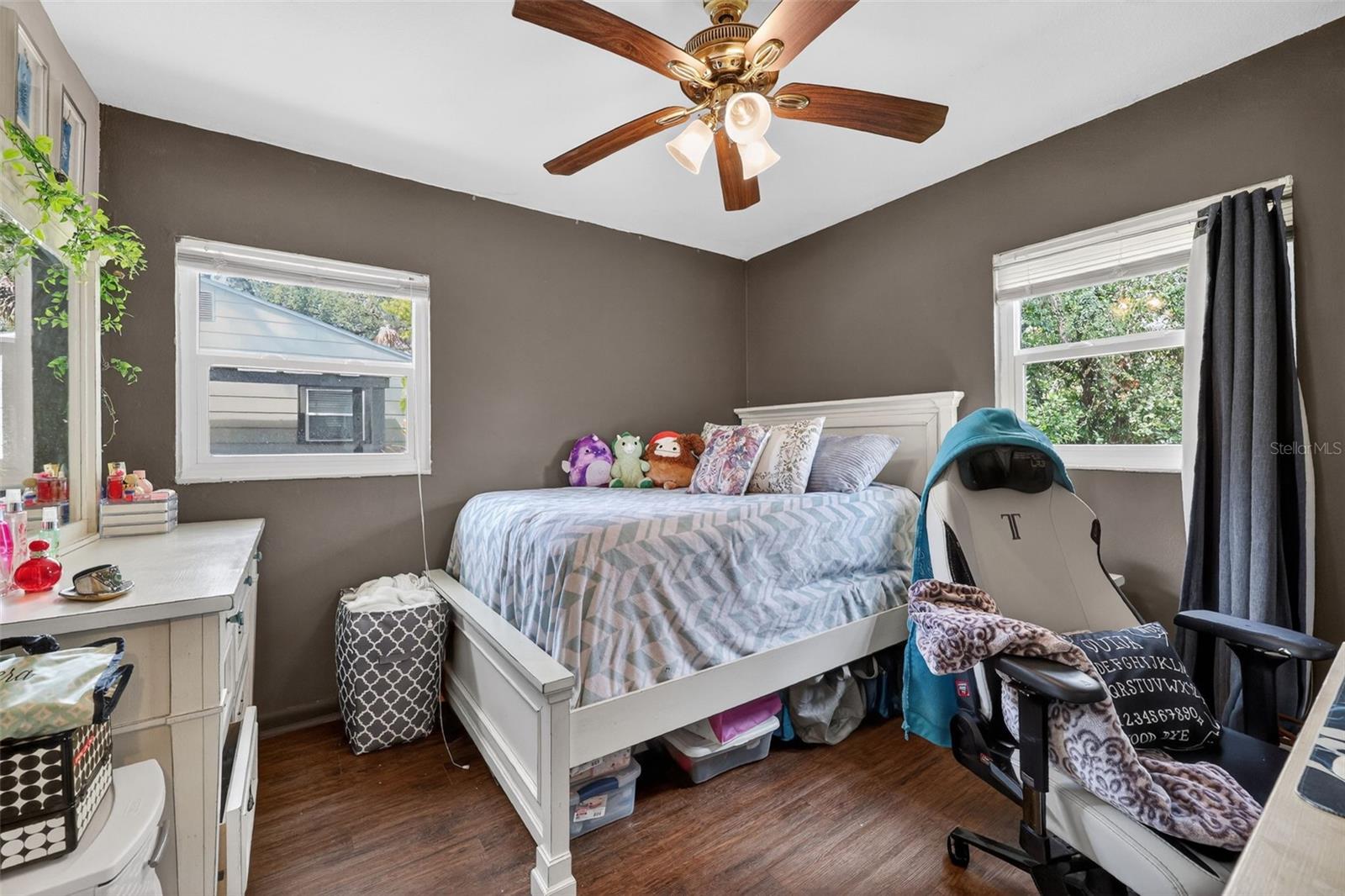 Image 16 of 20 For 306 Hydrangia Street