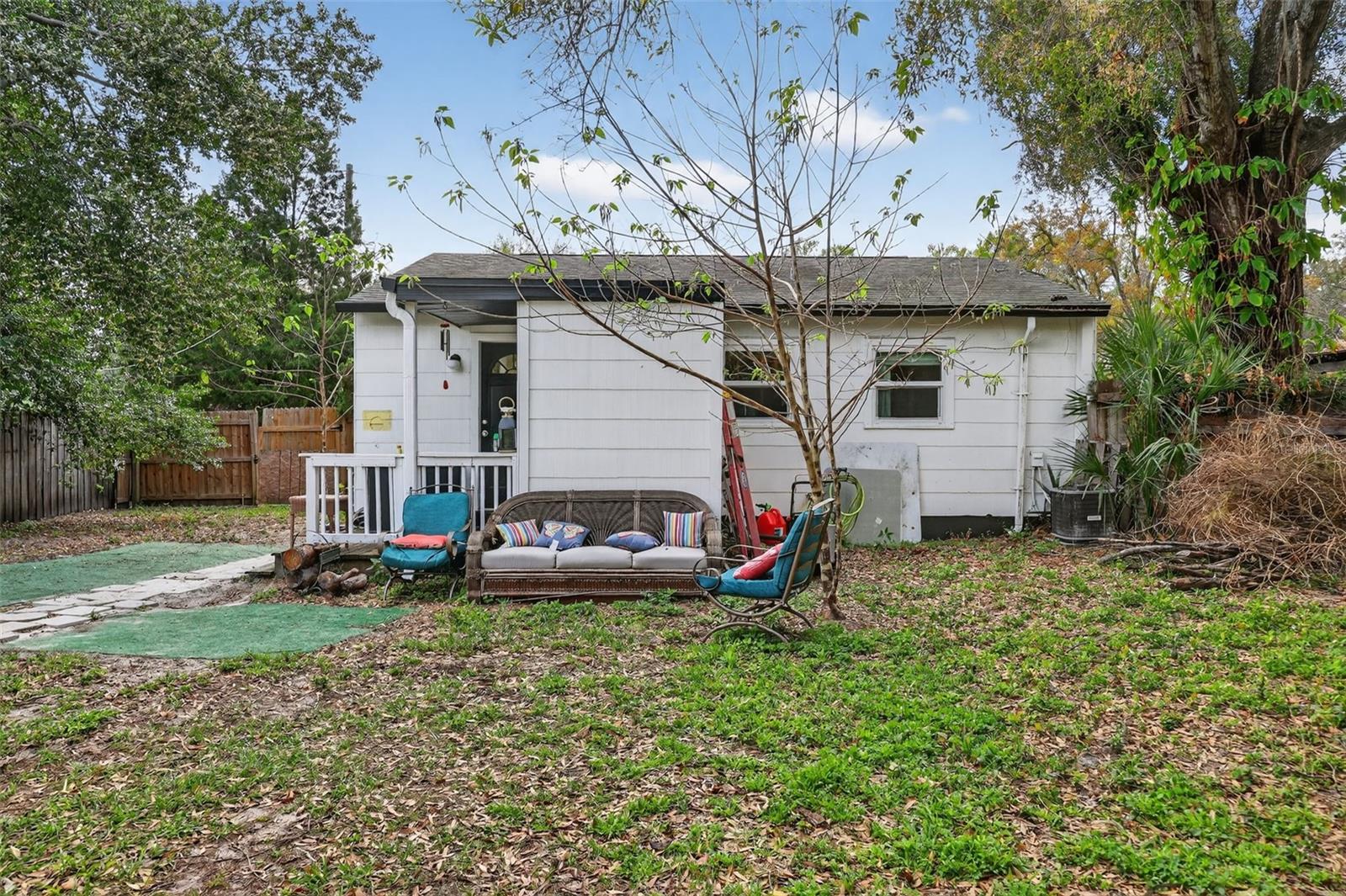 Image 19 of 20 For 306 Hydrangia Street