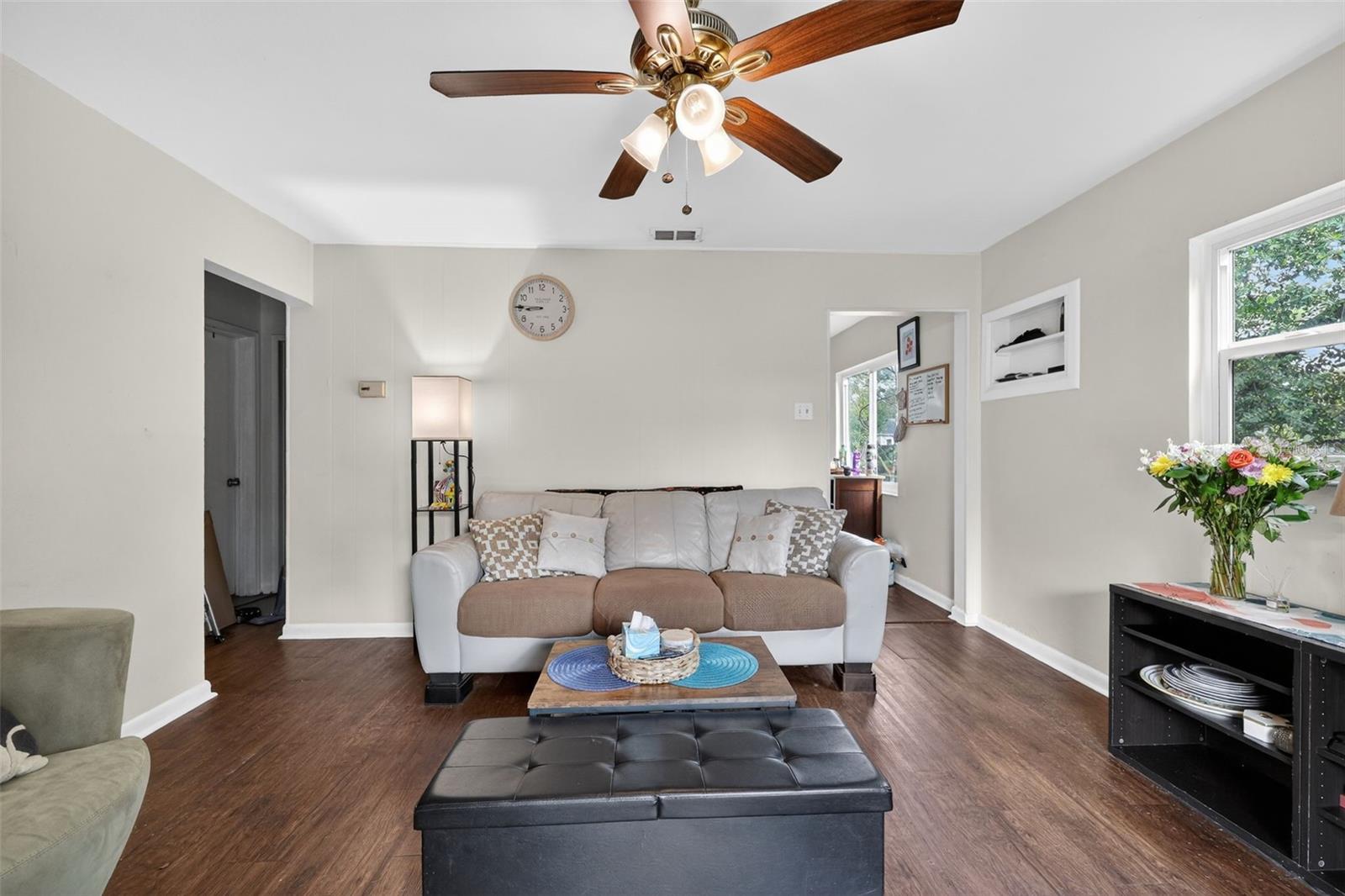 Image 7 of 20 For 306 Hydrangia Street