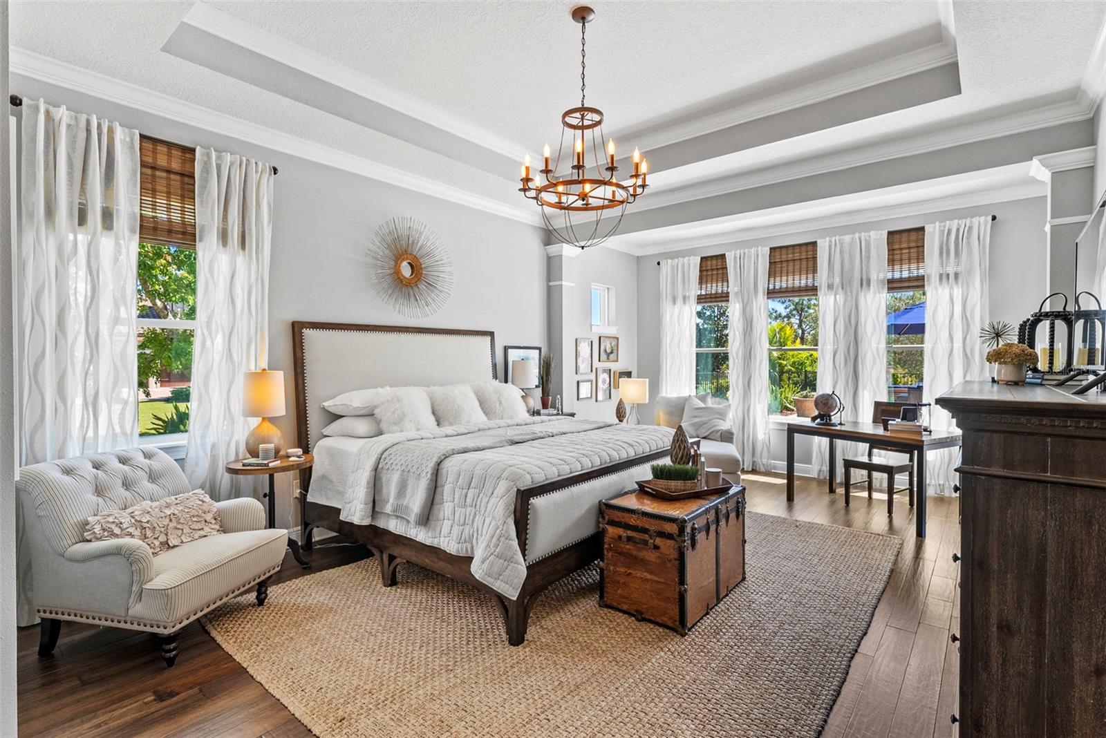 Listing photo id 16 for 9235 Tillinghast Drive