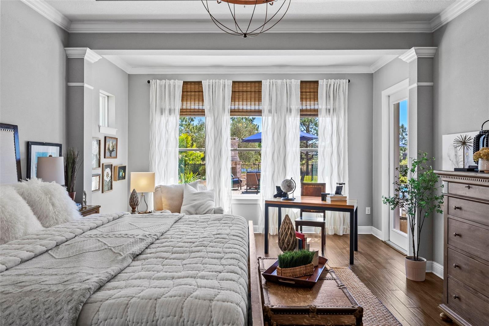 Listing photo id 19 for 9235 Tillinghast Drive