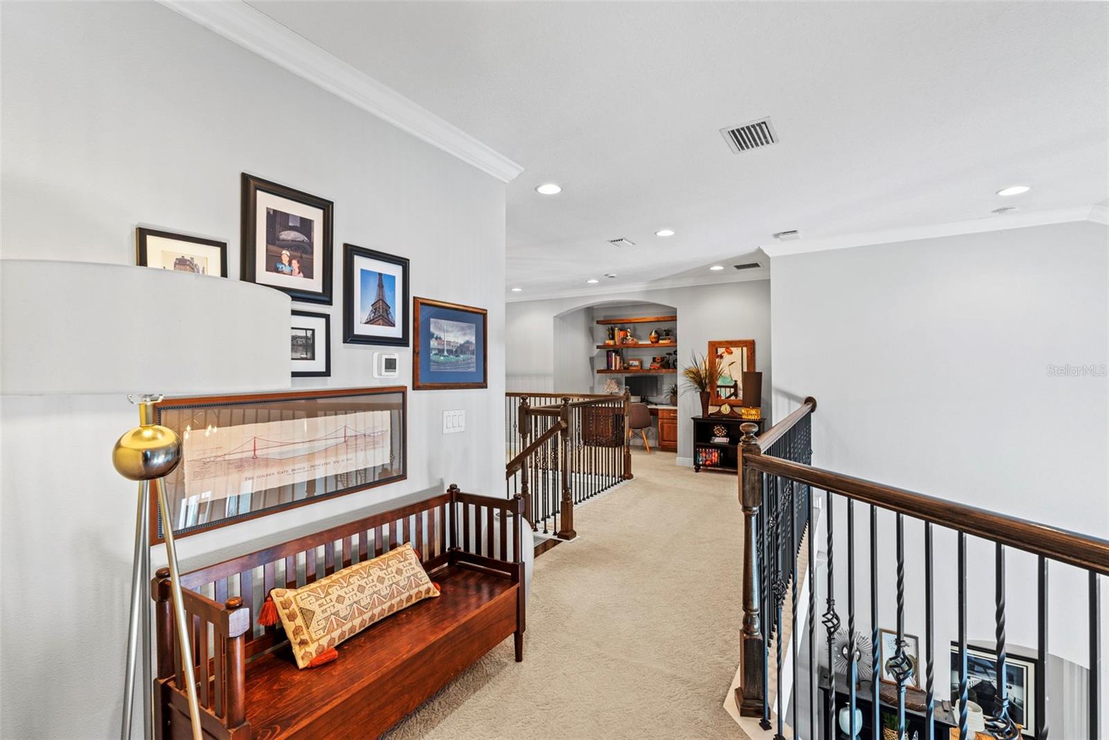 Listing photo id 34 for 9235 Tillinghast Drive