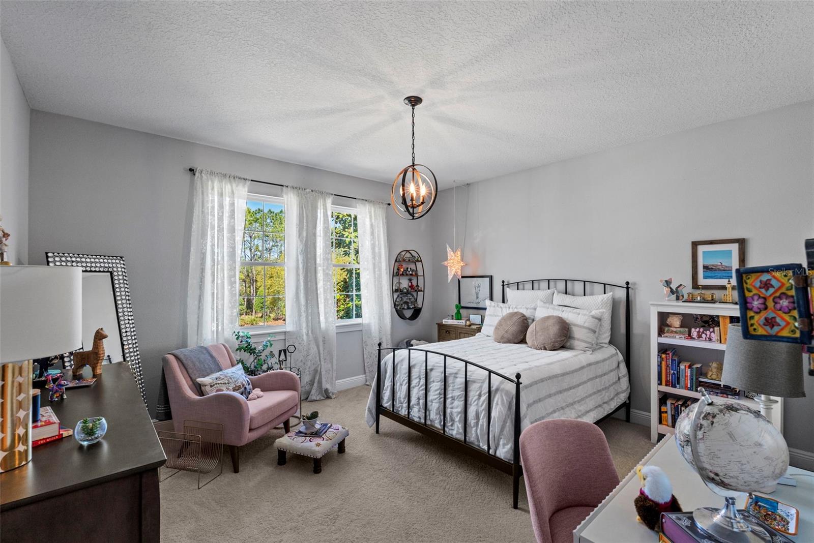 Listing photo id 39 for 9235 Tillinghast Drive