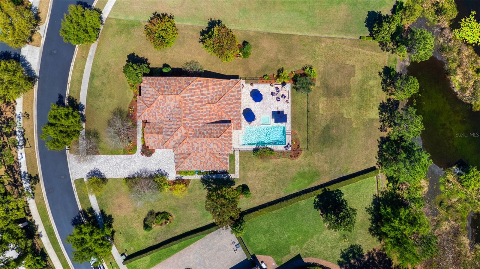 Listing photo id 48 for 9235 Tillinghast Drive