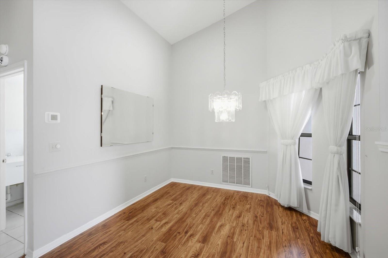 Image 12 of 31 For 302 Northway Drive