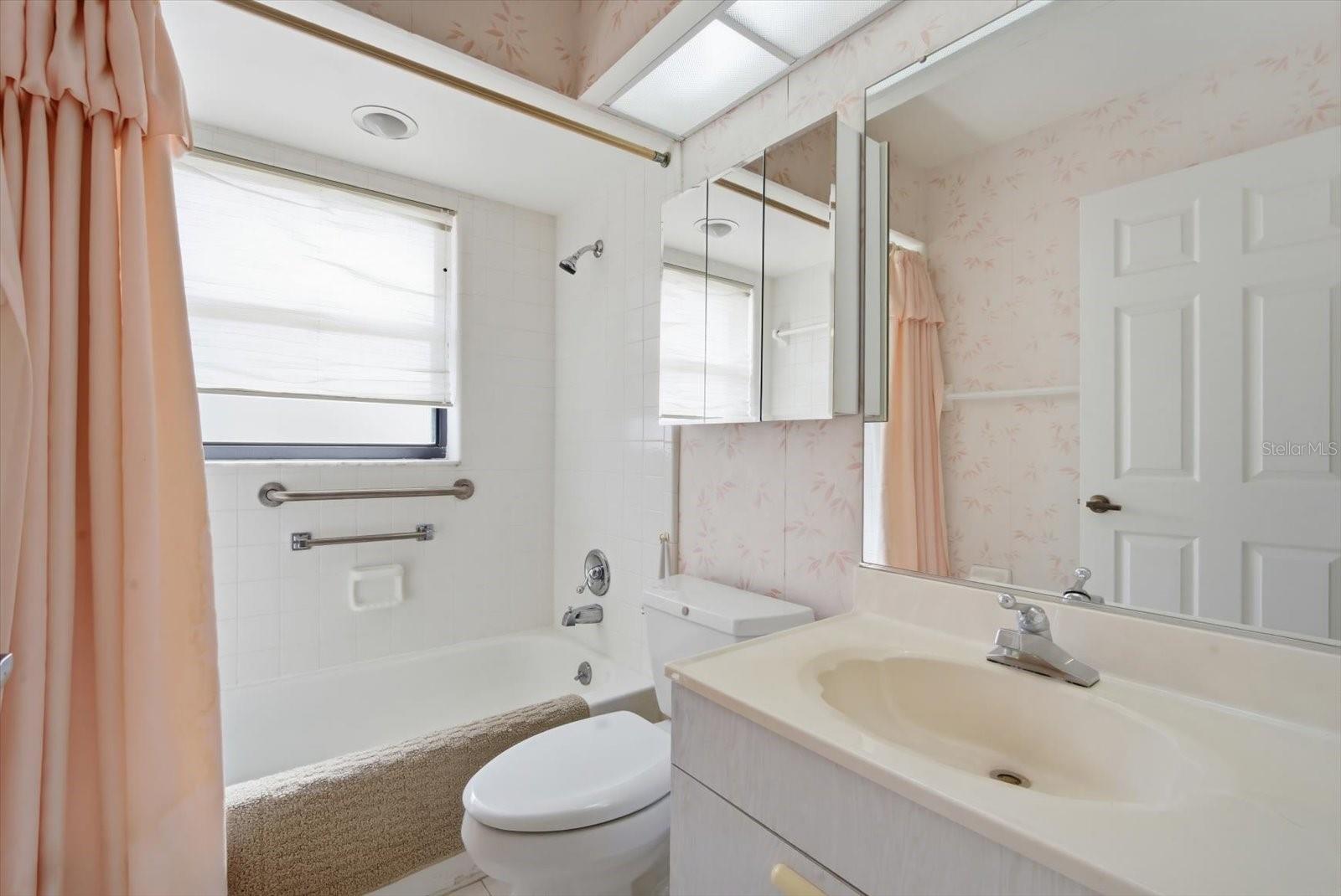 Image 14 of 31 For 302 Northway Drive