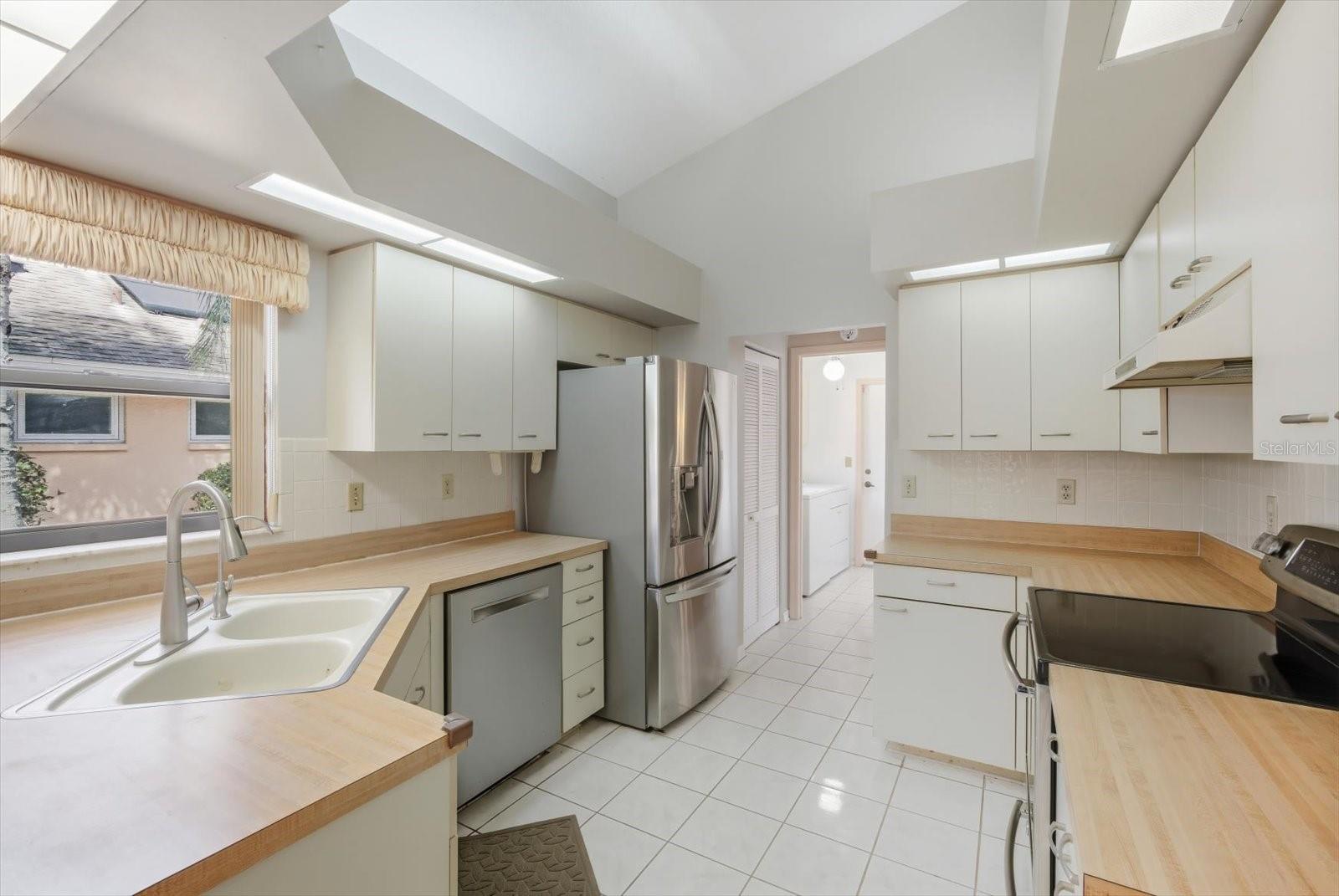 Image 19 of 31 For 302 Northway Drive