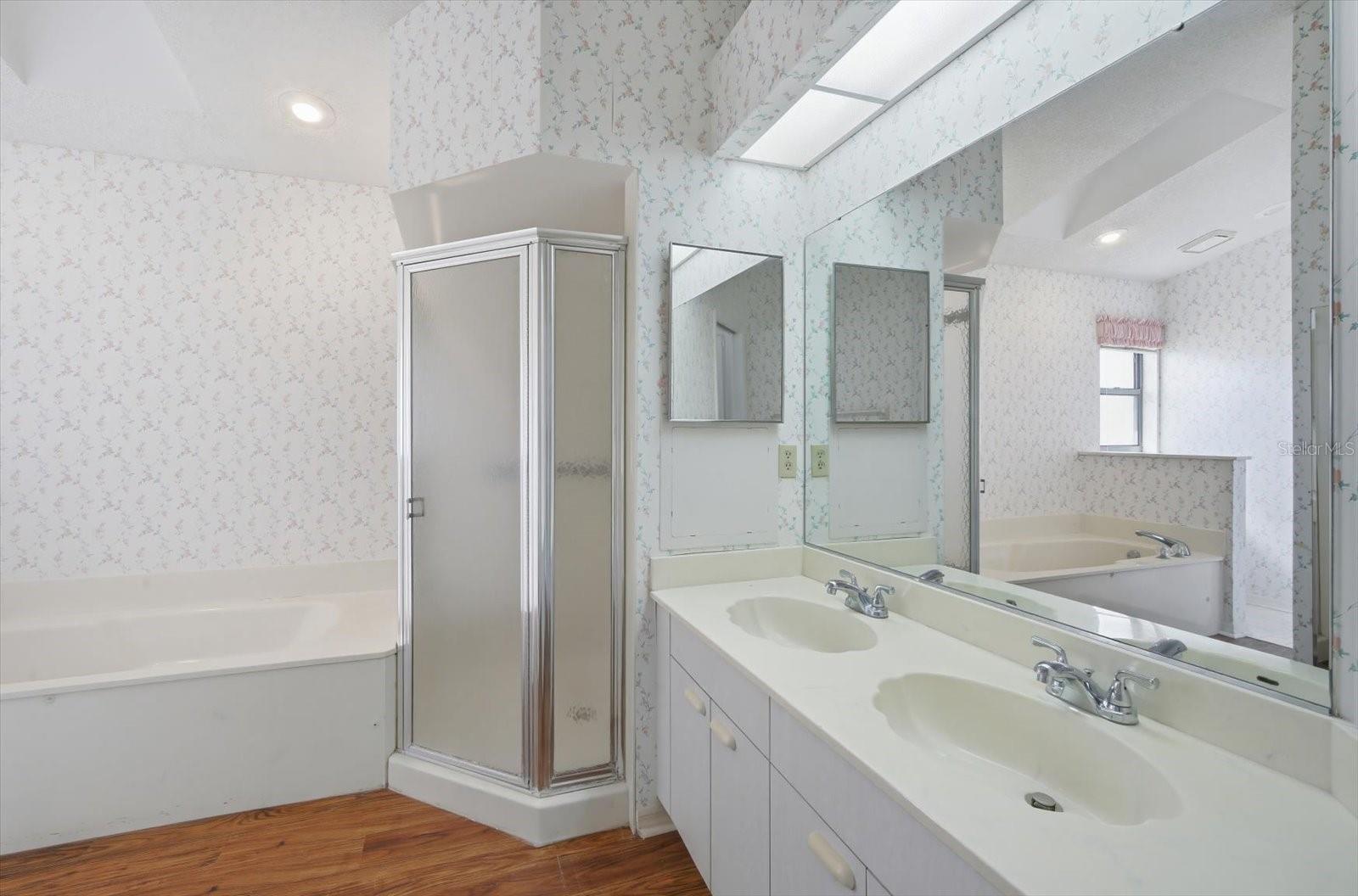 Image 25 of 31 For 302 Northway Drive