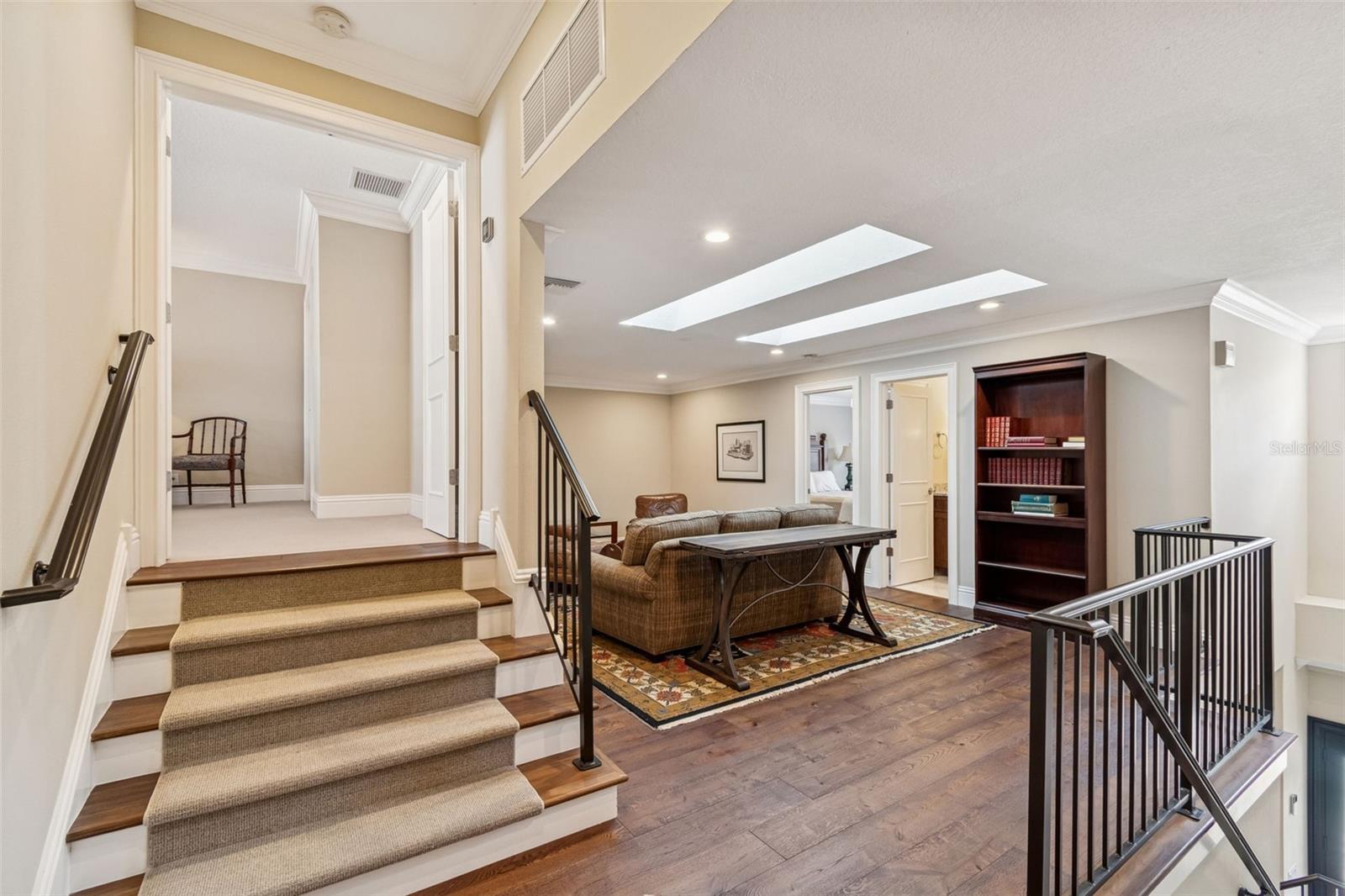 Image 32 of 42 For 4951 Bayshore Boulevard 4951a