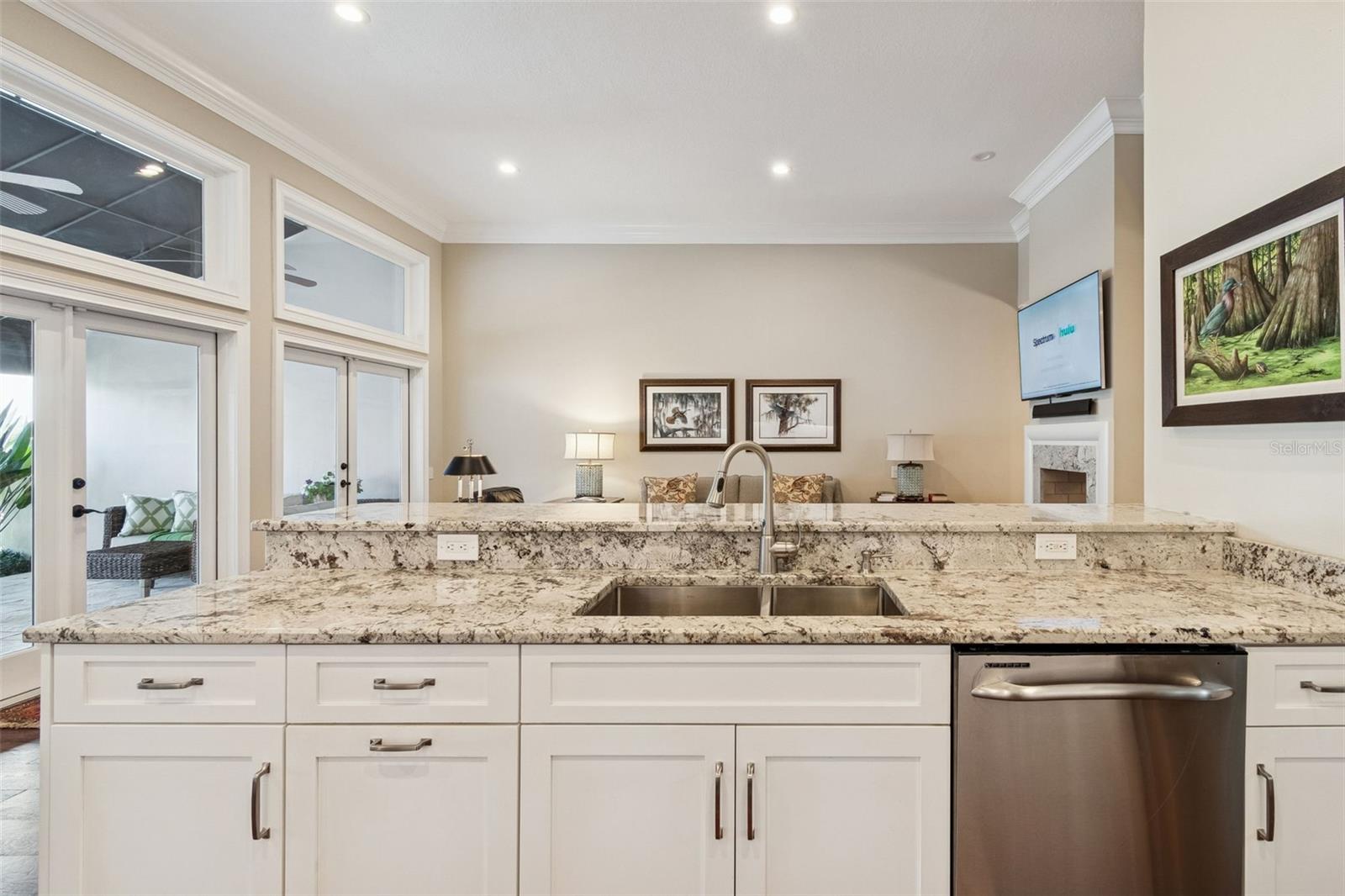 Image 34 of 42 For 4951 Bayshore Boulevard 4951a