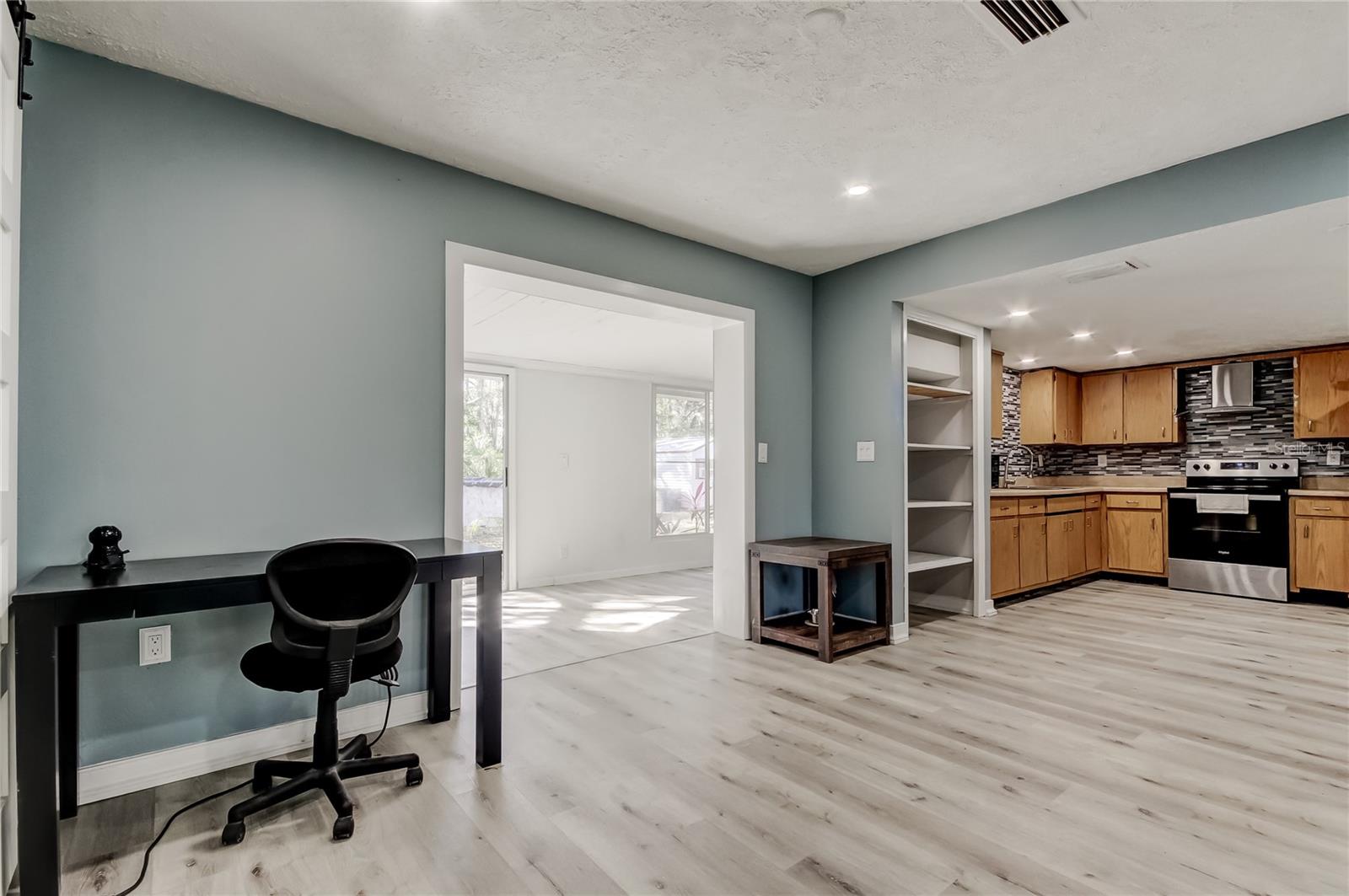 Image 5 of 25 For 10821 Candy Lane